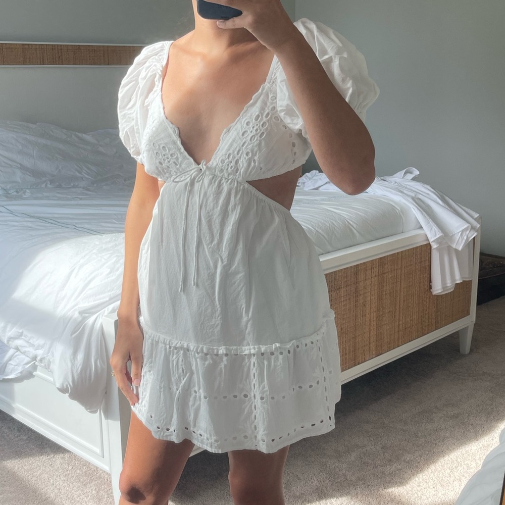 Never worn Sabo Skirt cutout white dress, S